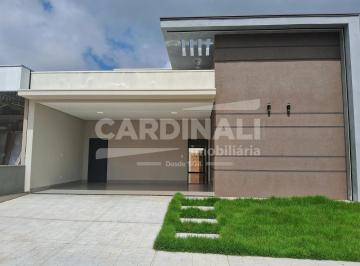 Casa · 300m² · 3 Quartos · 4 Vagas · Linda casa em condomínio, repletos de armários e piscina.
