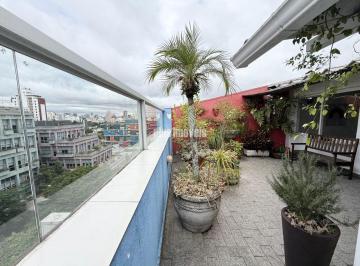 Apartamento · 156m² · 2 Quartos · 2 Vagas · Vila Madalena! Oportunidade! Cobertura charmosa!