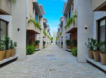 Casa · 286m² · 4 Quartos · 2 Vagas · Casa em Condominio à venda na Praia de Juquehy litoral de São Paulo