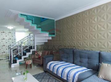 Casa · 250m² · 3 Quartos · 5 Vagas · Casa à venda com 250m², 3 quartos e 5 vagas