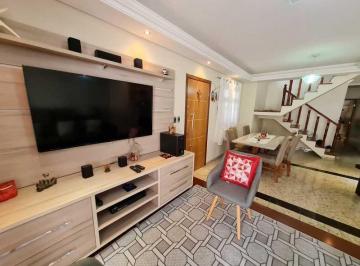 Casa · 233m² · 4 Quartos · 5 Vagas · Oportunidade! Vende ótimo sobrado com quatro suítes, escritório, cinco vagas de