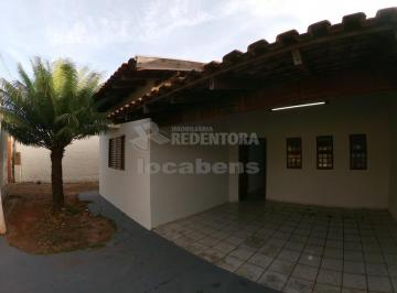 Casa · 182m² · 3 Quartos · 4 Vagas · Locação de casa com 3 dormitórios com 4 vagas de garagem localizada no bairro Vila Itália.