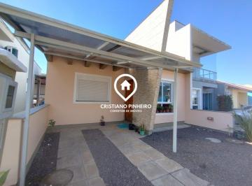 Casa · 70m² · 3 Quartos · 2 Vagas · Casa com 3 dormitórios sendo 1 suíte à venda no bairro Morada do Vale I em Gravataí/RS