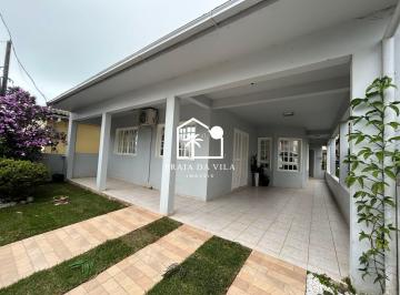 Casa · 334m² · 4 Quartos · 2 Vagas · Casa Residencial no Centro com 4 Dormitórios