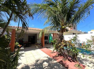 Casa · 175m² · 4 Quartos · 2 Vagas · Casa Alto Padrão em Bessa, João Pessoa/PB