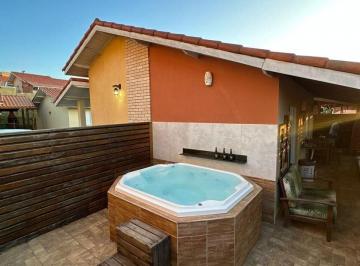 Casa · 51m² · 2 Quartos · 2 Vagas · Chalé em Dona Catarina, Mairinque/SP