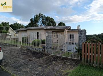 Casa · 170m² · 3 Quartos · 2 Vagas · Casa e quiósque em ótimo bairro de São Chico!!