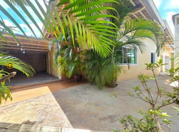 Casa · 236m² · 3 Quartos · 6 Vagas · CASA DE LOTE INTEIRO À VENDA NO RESIDENCIAL ALICE BARBOSA, 3 SUÍTES, GOURMET, PLANEJADOS, EM GOIÂNIA