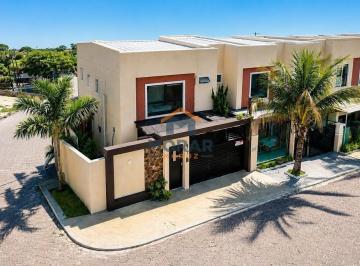 Casa · 75m² · 3 Quartos · 1 Vaga · Sobrado 2 suítes com piscina em Praia de Leste