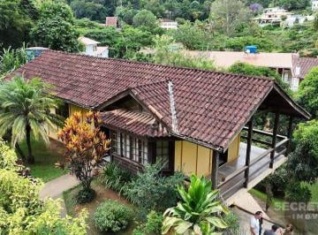 0eeb1d1b0f7faf7bcc1c9b8288267c4dddbfc23a · Charmosa casa de 3 quartos em Secretário!!