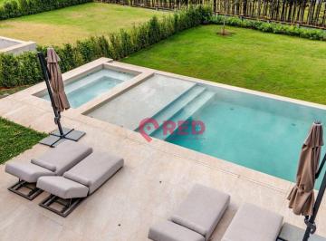 1c5685d2667f70542cfca016395d5f34db0fbfe2 · Casa com 4 quartos à venda, 828 m² por R$ 13.650.000 - Fazenda da Grama - Itupeva/SP