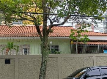 0df81baefaf81d8450f6496cf41c28f007f4e085 · Excelente casa em icarai totalmente reformada!