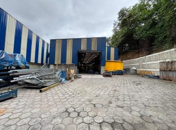 Comercial · 1600m² · Galpão 1600 m² – 2 docas – Jandira/Castello Branco