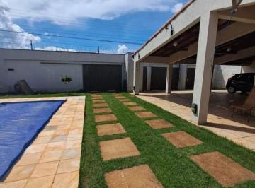 Casa · 270m² · 3 Quartos · 7 Vagas · Casa com 3 quartos à venda bairro Cidade Jardim - Uberlândia/MG