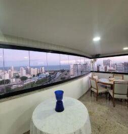 Apartamento · 244m² · 4 Quartos · 4 Vagas · Pituba 4/4 com suítes | Torrechiara