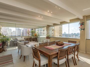 Apartamento · 415m² · 4 Quartos · Cobertura Duplex Exclusiva com Vista Permanente para a Praça do Japão.