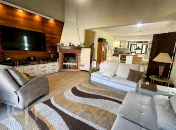 238add4c · Casa, 4 dormitórios, 185 m², em Itacorubi