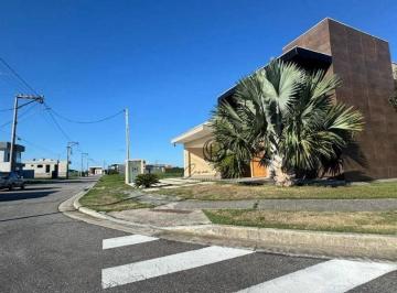 21a245b77aa0504d641cd6c255cfc30b9de097e1 · Casa com 3 dormitórios à venda, 186 m² por R$ 1.390.000,00 - Guriri - Cabo Frio/RJ