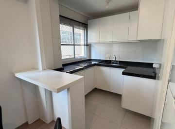 Apartamento de 1 quarto, Curitiba · Próximo a puc com
Garagem