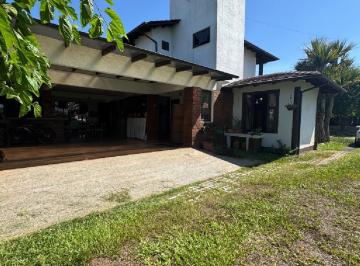 Foto 02 · Casa no Condomínio Vila Suíça