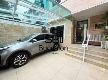 Casa · 150m² · 4 Quartos · 2 Vagas · Sobrado de Esquina no Coração do Gonzaga — Santos/SP | 150 m² • 4 Dormitórios (2 Suítes) • Escritóri