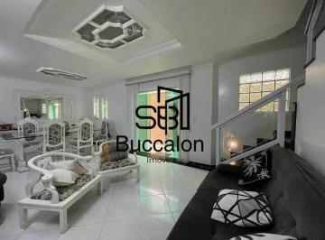 Casa · 208m² · 3 Quartos · 2 Vagas · Sobrado na Encruzilhada, 3 Quartos (3 Suítes), Edícula, Área Gourmet, 2 Vagas