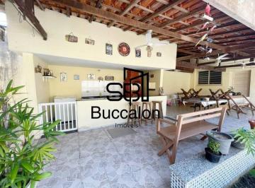 Casa · 240m² · 3 Quartos · 6 Vagas · Casa Térrea Isolada — Jardim Independência, São Vicente/SP | 240 m² • 3 Dormitórios (1 Suíte) • Espa