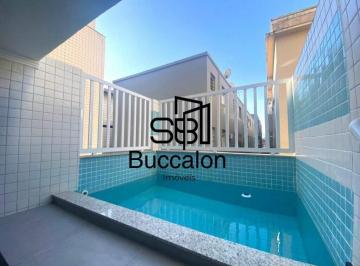 Casa · 156m² · 3 Quartos · 2 Vagas · Casa Sobreposta Alta Nova — Aparecida, Santos/SP | 156 m² • 3 Dormitórios (2 Suítes) • Piscina • 2 V