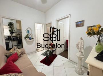 Sala · Apartamento 2 quartos mobiliado no Embaré, Santos – Financiamento Aceito