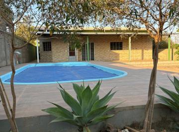 Casa de 3 quartos, Alto Paraíso de Goiás · CASA COM PISCINA NO RESIDENCIAL ELDORADO