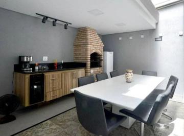 Casa de 3 quartos, Campinas · Casa com 220 m² e 3 quartos à venda em Jardim Chapadão