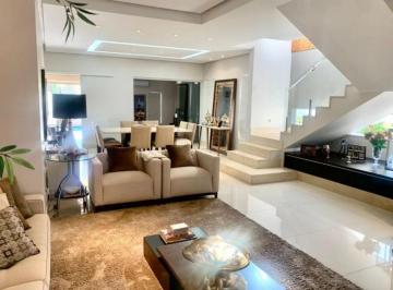 Casa de 3 quartos, Vinhedo · Casa com 280 m² e 3 quartos à venda no Centro