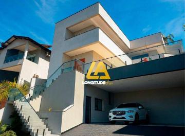 b0fcb1f6ebb0a86e960589cd6c016c75e2c66ee4 · Casa para Locação no Arujá Hills III com 3 Suítes e Piscina – R$ 16.000 Mensal