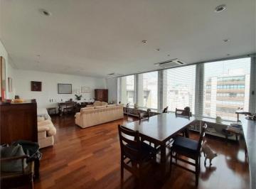 Apartamento de 3 quartos, São Paulo · Apartamento com 270 m² e 3 quartos à venda em Consolação