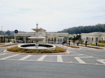 Terreno , Indaiatuba · Lote á venda no Condomínio Fechado de Alto Padrão, Villa dos Pinheiros em Indaiatuba/SP
