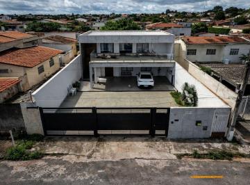 Casa de 4 quartos, Santa Maria · SOBRADO RESIDENCIAL SANTOS DUMONT SANTA MARIA DF