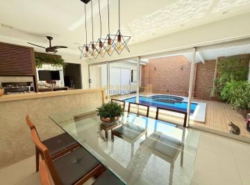 Casa · 3 Quartos · 3 Vagas · Vende-se Sobrado Condomínio Flores do Cerrado (Estrada da Guia)