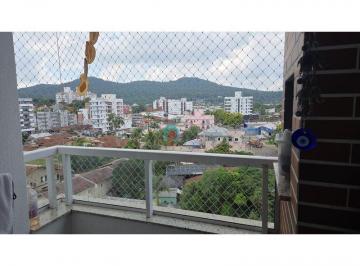 Apartamento · 70m² · 3 Quartos · 1 Vaga · Apartamento no Saguaçu com 1 suíte + 2 dormitórios