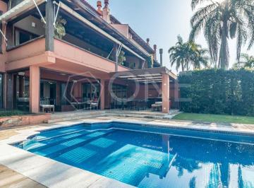 Casa · 900m² · 5 Quartos · Casa à venda - em Santa Tereza