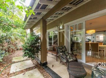 Casa · 687m² · 4 Quartos · Casa à venda - no Jardim Carvalho