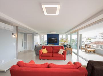 Apartamento · 382m² · 3 Quartos · Apartamento à venda - em Menino Deus