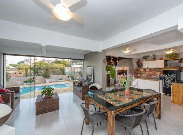Casa · 350m² · 4 Quartos · Casa à venda - em Três Figueiras