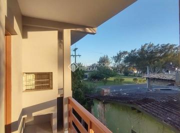 Casa · 235m² · 7 Quartos · 3 Vagas · Sobrado à Venda no Centro de Imbé