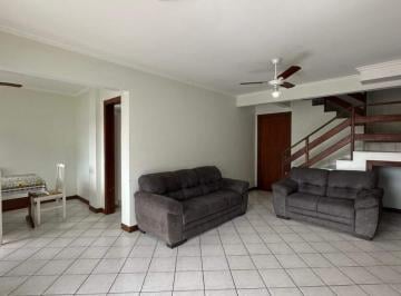 Apartamento · 163m² · 3 Quartos · 1 Vaga · Cobertura Triplex para locação no Edifício Tafner no Centro de Balneário Camboriú