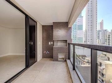 Apartamento · 132m² · 4 Quartos · 3 Vagas · Apartamento à venda no Centro em Balneário Camboriú.