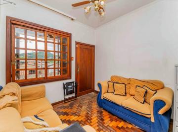 Casa de 3 quartos, Porto Alegre · Casa de 3 quartos, churrasqueira, terraço, 2 vagas no bairro Glória.