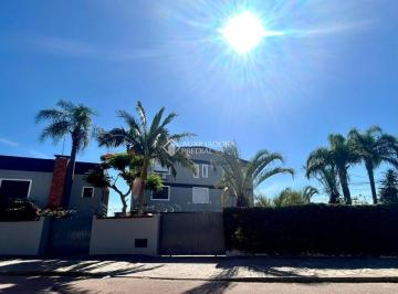 Casa · 325m² · 3 Quartos · Casa com 3 quartos Bairro Santa Tereza
