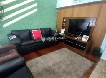 Casa · 500m² · 3 Quartos · 5 Vagas · Excelente sobrado com piscina no Bairro Santa Maria em Santo André