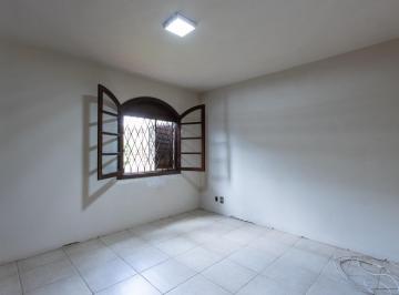 Casa · 145m² · 3 Quartos · 1 Vaga · Casa de condomínio, 3 dormitórios, 1 suíte, 1 vaga coberta, no bairro Cristal.