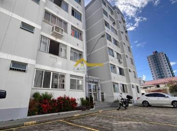 Apto reformado, andar alto, elevador e piscina! · Apto reformado, andar alto, elevador e piscina!